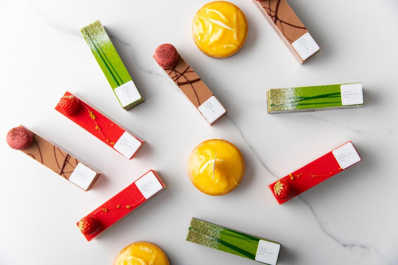 The Royal Park Hotel Iconic Kyoto Exterior photo A selection of desserts from the restaurant
