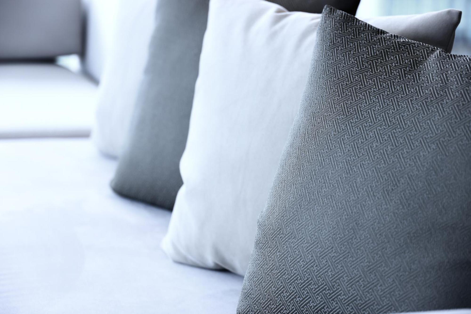 The Royal Park Hotel Iconic Kyoto Exterior photo Pillows