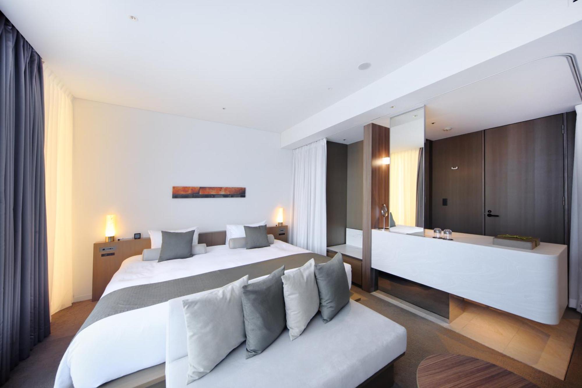 The Royal Park Hotel Iconic Kyoto Exterior photo A bedroom at the hotel